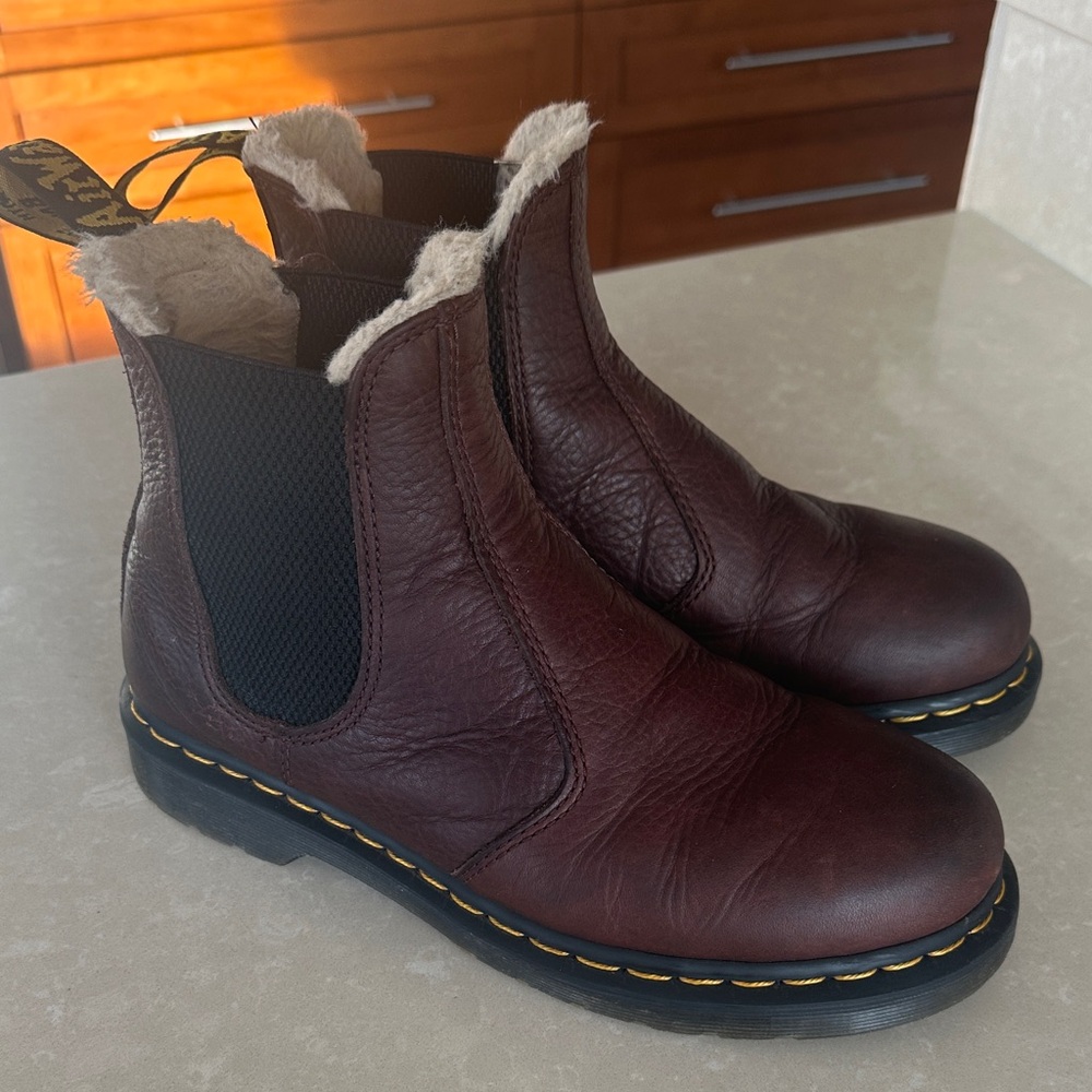 Dr. Martens Dark Brown Leather unisex Boots